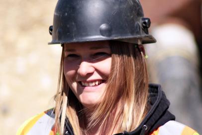 Get to Know Monica Beets of Discovery's Gold Rush | Discovery