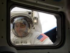 Have you always dreamed of going to space? Former NASA astronaut Mike Massimino answers our questions about life at the International Space Station.
