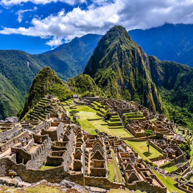 Can You Name the New Seven Wonders of the World? | Travel and ...