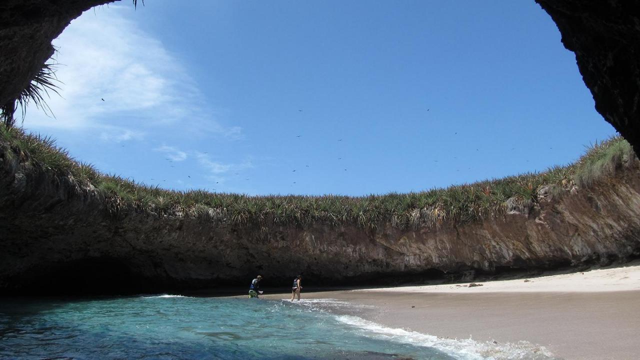 Theres A Hidden Beach In Mexico Called Playa del Amor Travel and Exploration Discovery