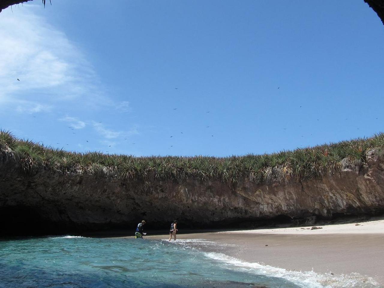 Theres A Hidden Beach In Mexico Called Playa del Amor Travel and Exploration Discovery photo image