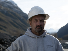 With the clock ticking and no ground to mine, mining veteran Dave Turin takes a gamble on a remote claim. Find out if his gamble pays off on an all-new season of Gold Rush: Dave Turin's Lost Mine premiering Friday, May 20 at 9PM ET/PT on Discovery and  discovery+.