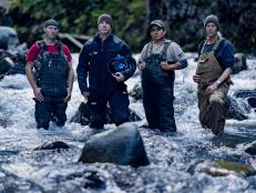 Dustin faces double the danger in a new season of Gold Rush: White Water on Discovery and discovery+.