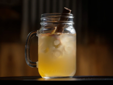 Apple pie moonshine, vanilla vodka, and fresh apple slices — Moonshiners Mark and Digger share the perfect cocktail to make at home!