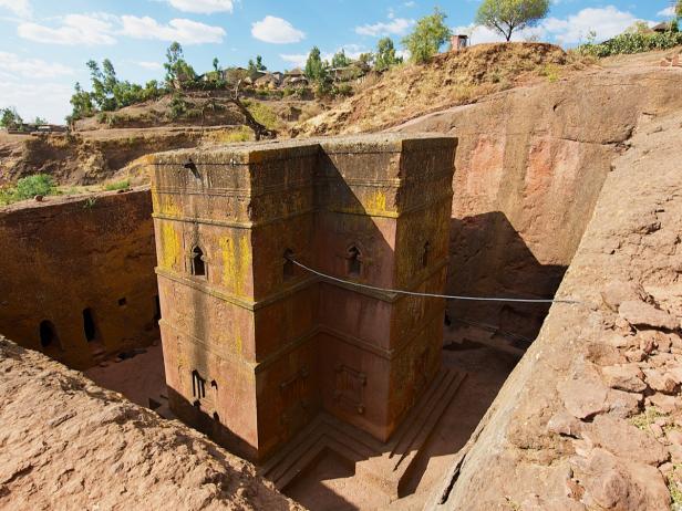 These Ancient Churches in Ethiopia Were Each Carved From a Single Stone ...