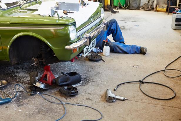 Safety Modifications for Classic Cars | Discovery