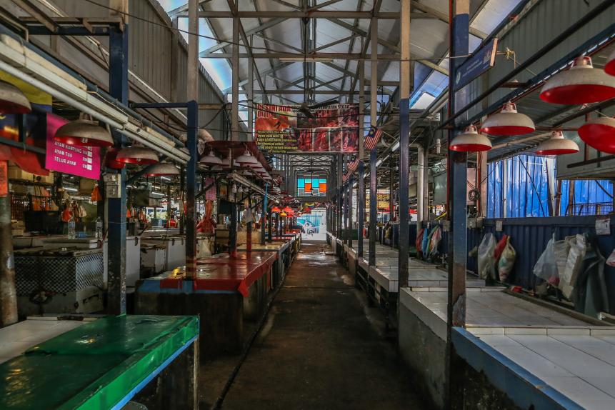 A wet market closed for disinfection during the movement control order (MCO) to combat the Covid-19 outbreak in Kuala Lumpur March 25, 2020 (Photo by Mohd Daud/NurPhoto via Getty Images)