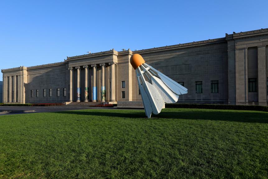 KANSAS CITY - AUGUST 12:  Claes Oldenburg and Coosje van Bruggen's 'Shuttlecocks' sculpture sits outside the Nelson-Atkins Museum Of Art in Kansas City, Missouri on August 12, 2017.  MANDATORY MENTION OF THE ARTIST UPON PUBLICATION - RESTRICTED TO EDITORIAL USE.  (Photo By Raymond Boyd/Getty Images)
