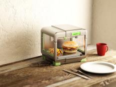 Bruger and fries created in a 3D printer. The future of fast food?
