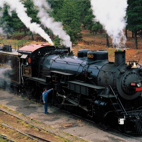 UNITED STATES - APRIL 23: Ancient steam locomotive, Grand Canyon, Arizona, USA. (Photo by DeAgostini/Getty Images)