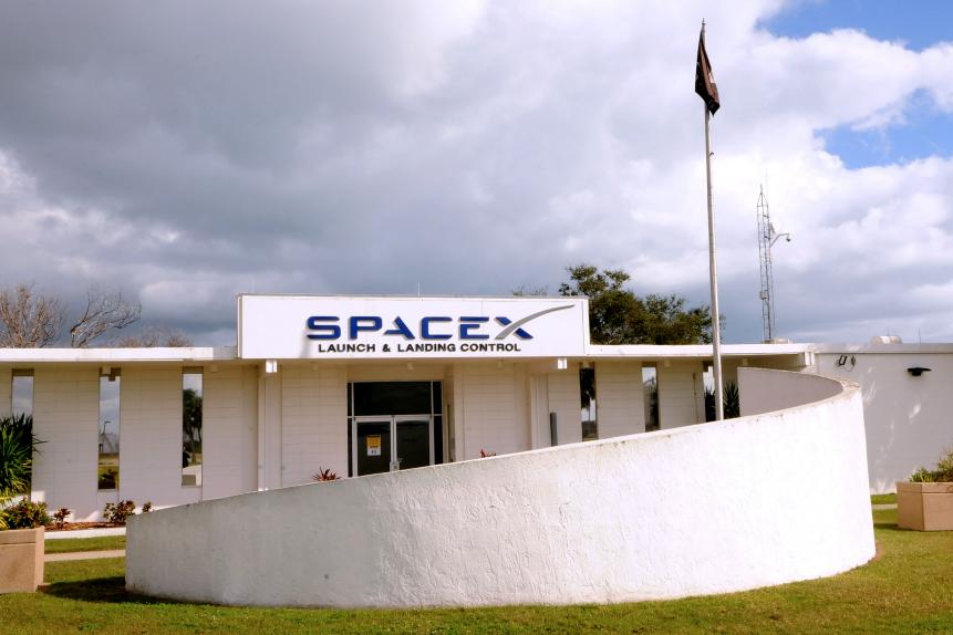 January 12, 2019 - Cape Canaveral, Florida, United States - The SpaceX Launch and Landing Control center is seen on January 12, 2019 in Cape Canaveral, Florida. On January 11, 2019, SpaceX CEO Elon Musk announced that SpaceX was trimming its 6,000-person work force by ten percent to reduce costs as it develops interplanetary spacecraft and a global space-based internet. 
 (Photo by Paul Hennessy/NurPhoto via Getty Images)