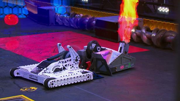 It's Robot Fighting Time! BattleBots | Discovery