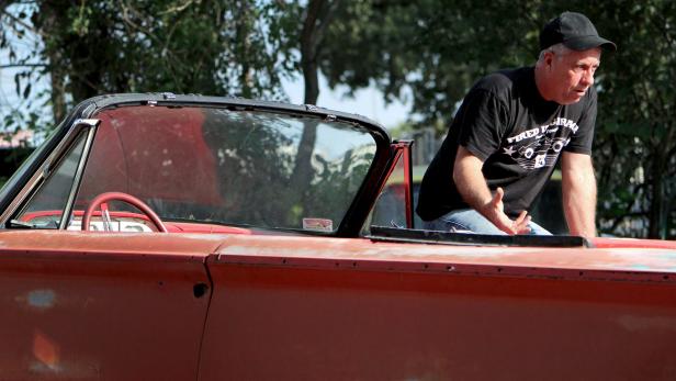 Gleams With A Sunliner Misfit Garage Discovery