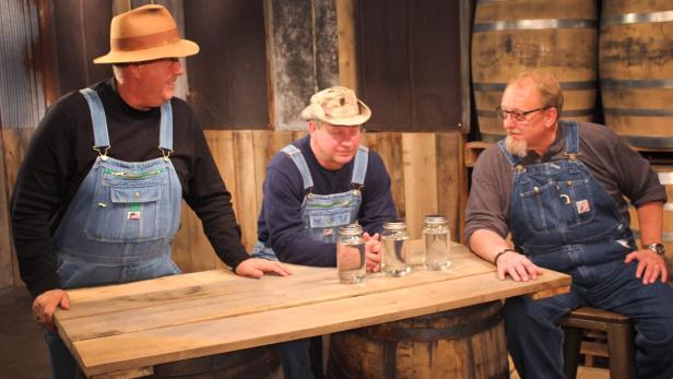 Mark vs. Digger vs. Tim | Moonshiners: Master Distiller | Discovery