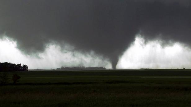 Judgement Day | Storm Chasers | Discovery