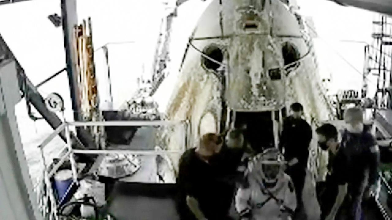 Space Launch LIVE: NASA Astronauts Safely Out of the Hatch